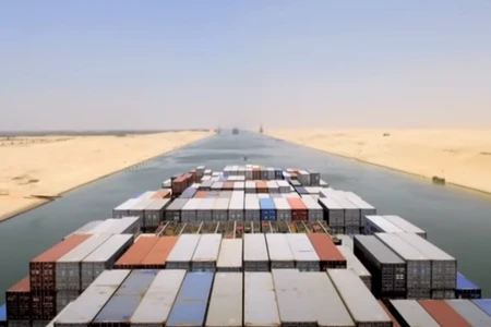 Container terminal in the Suez Canal